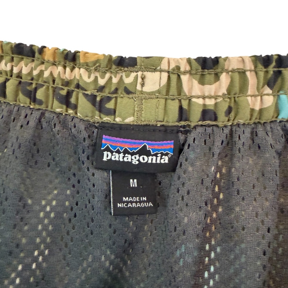 Patagonia Baggies Swim Shorts Mens Medium Mushy Peaks Agave Green Tiki 58034 - Picture 2 of 10